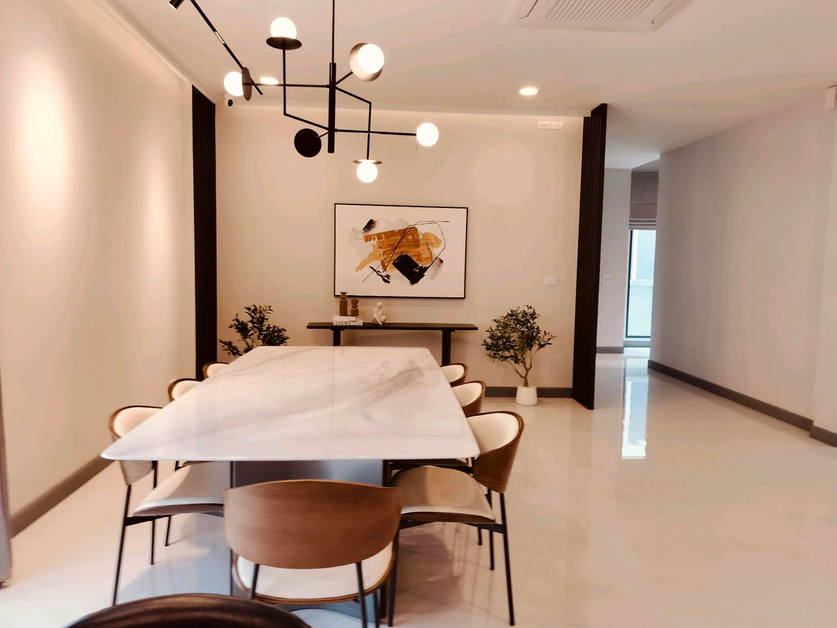 ให้เช่าบ้านบางนา แบริ่ง ลาซาล : ให้เช่าด่วน บ้านใหม่ เดอะ ซิตี้ บางนา Tel 083-966-3665