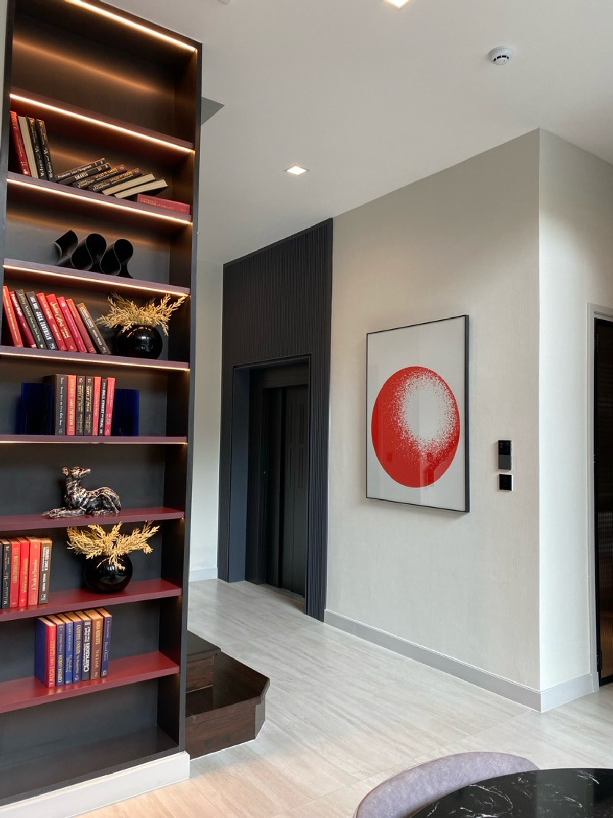 ขายบ้านสุขุมวิท อโศก ทองหล่อ : ขายด่วน! บ้านเดี่ยวหรูมีระดับ ใก้ลทางขึ้นทางด่วน ใกล้สถานีรถไฟฟ้า สุขุมวิท-แยกบางนา การเดินทางสะดวก