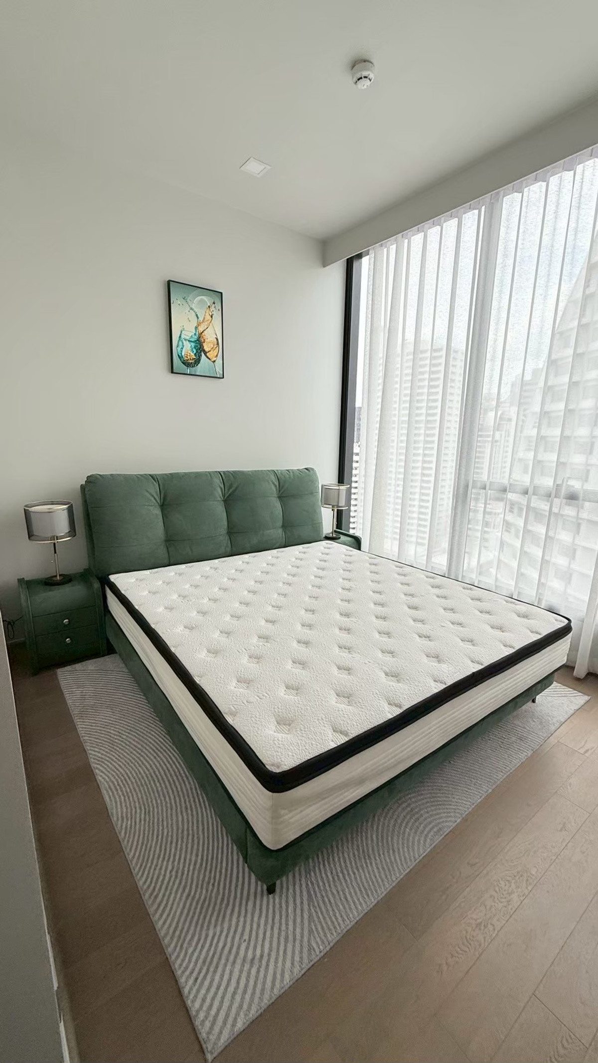 For rent Celes Asoke – Luxury Condominium in the heart of Asoke, the best location… Connect to all business routes, close to both BTS Asoke and MRT Sukhumvit, just 2 minutes. Loading...