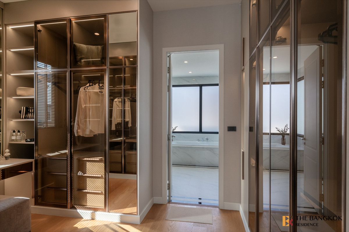 ขายบ้านพัฒนาการ ศรีนครินทร์ : 💎 Cinq Royal Krungthep Kreetha - บ้านเดี่ยว Super Luxury พร้อมลิฟต์ส่วนตัว ฮวงจุ้ยดี  เฟอร์ครบ  💎 