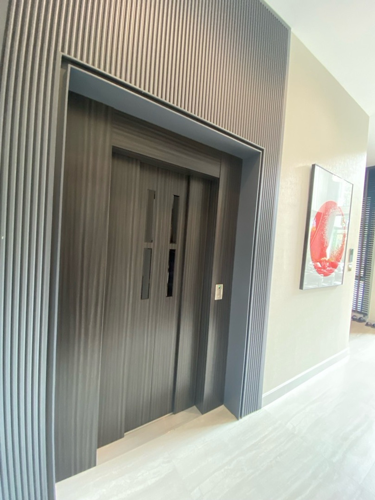 ขายบ้านสุขุมวิท อโศก ทองหล่อ : ขายด่วน! บ้านเดี่ยวหรูมีระดับ ใก้ลทางขึ้นทางด่วน ใกล้สถานีรถไฟฟ้า สุขุมวิท-แยกบางนา การเดินทางสะดวก