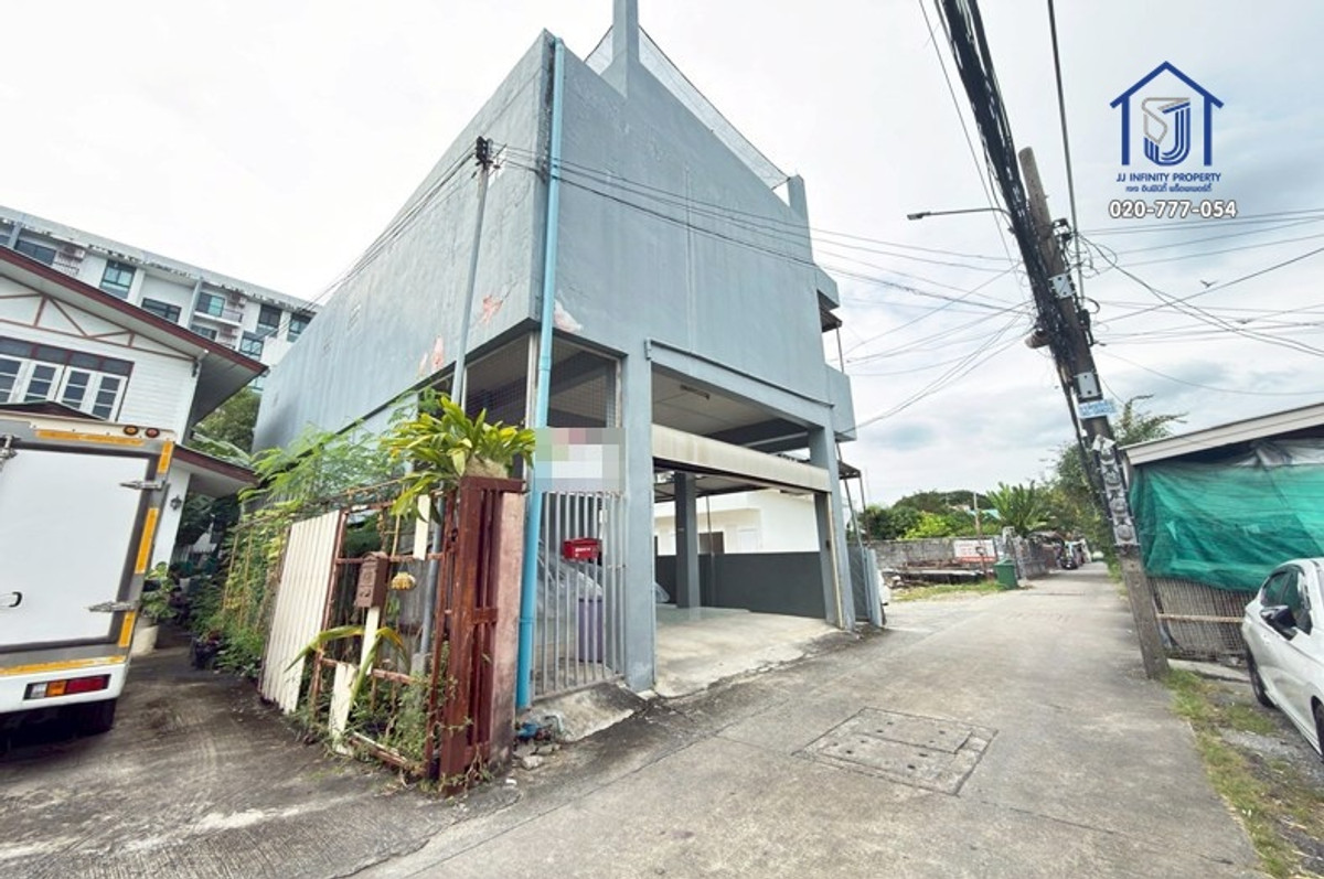 ขายห้องเช่า 2 ชั้น 30 ตรว. ซอยเสรีไทย 45 ใกล้รถไฟฟ้า Loading...