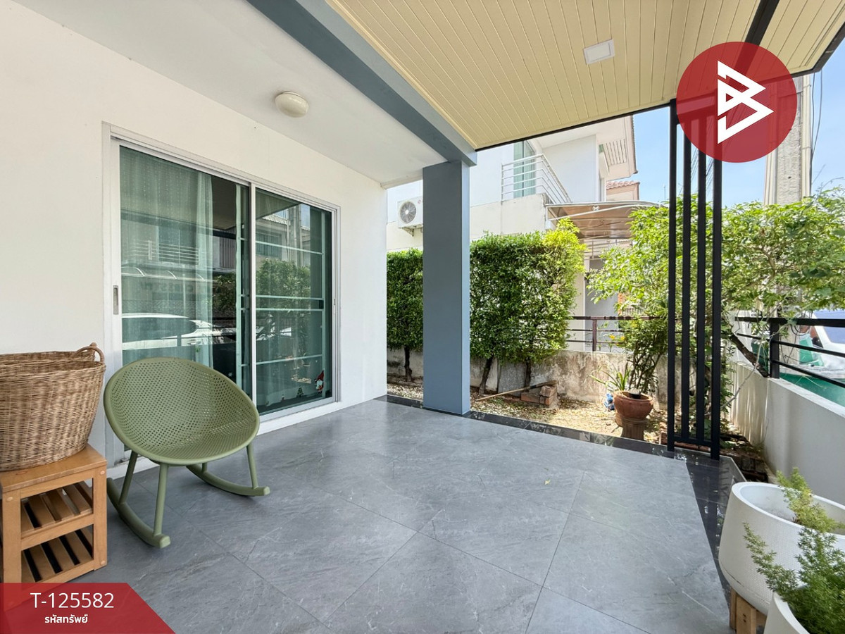 ขายบ้านแฝด หมู่บ้านกีรดา แสนสุข ชลบุรี Loading...