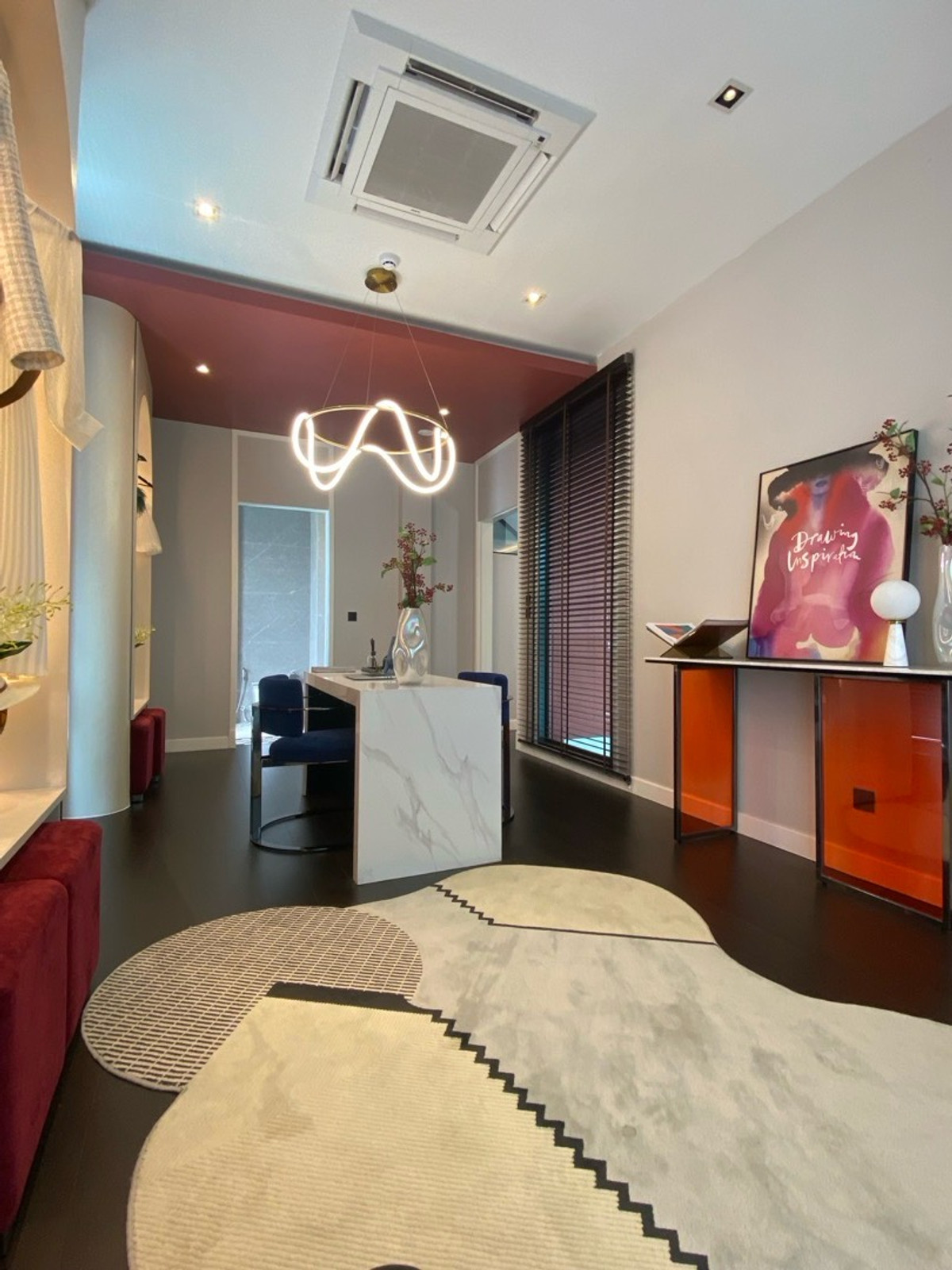 ขายบ้านสุขุมวิท อโศก ทองหล่อ : ขายด่วน! บ้านเดี่ยวหรูมีระดับ ใก้ลทางขึ้นทางด่วน ใกล้สถานีรถไฟฟ้า สุขุมวิท-แยกบางนา การเดินทางสะดวก