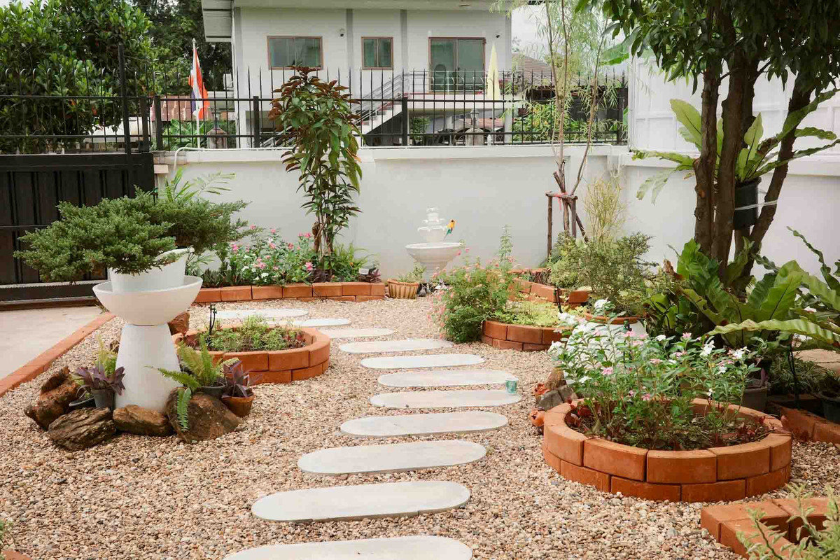 🏡 บ้านปรับปรุงใหม่ให้เช่า พร้อมเข้าอยู่ 🏡 📍 สันผีเสื้อ ใกล้โรงเรียน NIS เชียงใหม่ Loading...