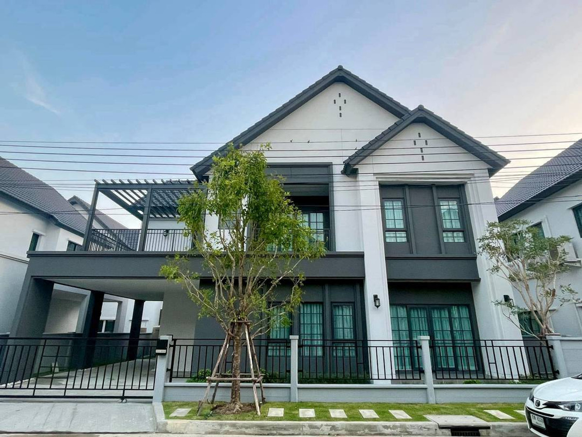 ขายบ้านบางนา แบริ่ง ลาซาล : ขาย บ้านเดี่ยว 𝐂𝐞𝐧𝐭𝐫𝐨 𝐁𝐚𝐧𝐠𝐧𝐚 🏡แบบบ้านใหญ่สุดในโครงการ เฟอร์นิเจอร์ครบ หิ้วกระเป๋าเข้าอยู่ได้ทันที บ้านหันหน้าทิศเหนือ แดดไม่ร้อน ฮวงจุ้ยดีเยี่ยม 10/10