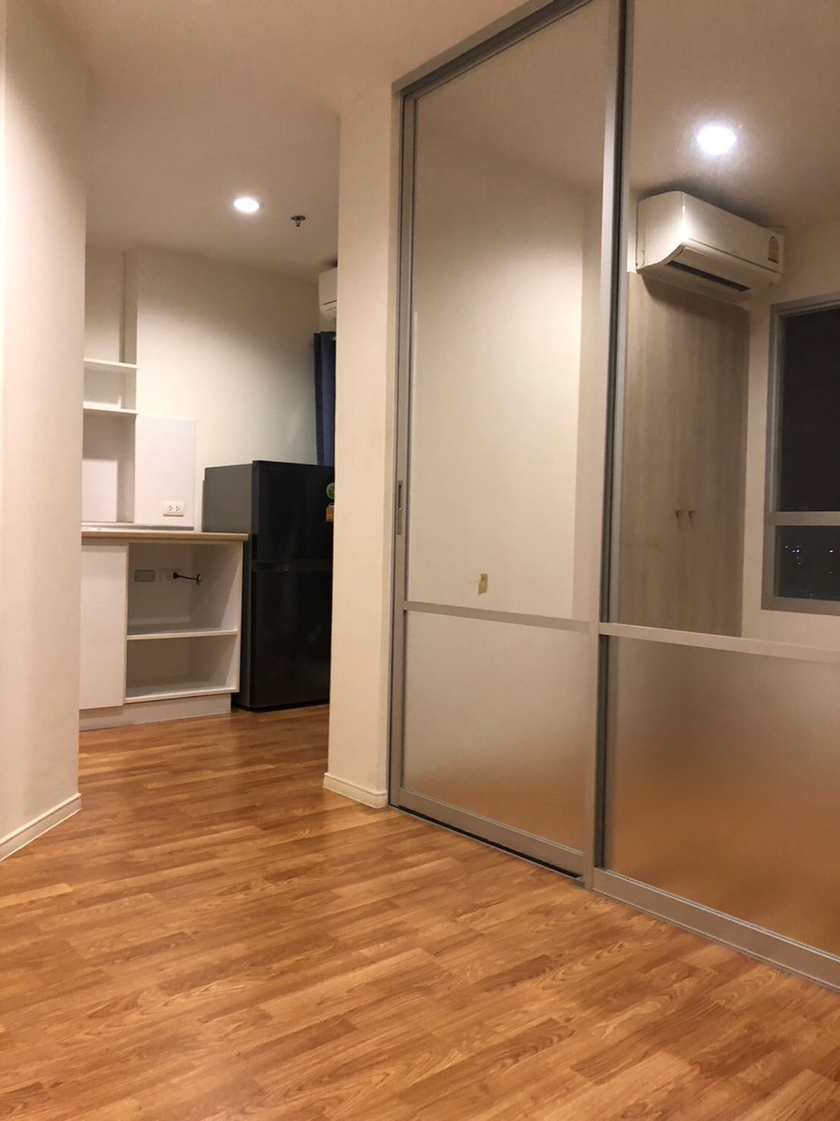 ปล่อยเช่าคอนโดลุมพินี พาร์ค เพชรเกษม98 ตึกA 6800 บาท/เดือน Loading...