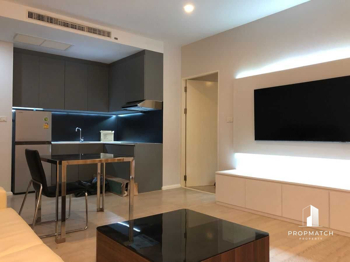 ขายคอนโดสุขุมวิท อโศก ทองหล่อ : ✨Flash Deal ✨ Noble Solo Thonglor( 1Bed 1Bath 53.8SQM.) พร้อมอยู่ ! เพียง  6,099,000บาท Tel.0981315848 @propmatch