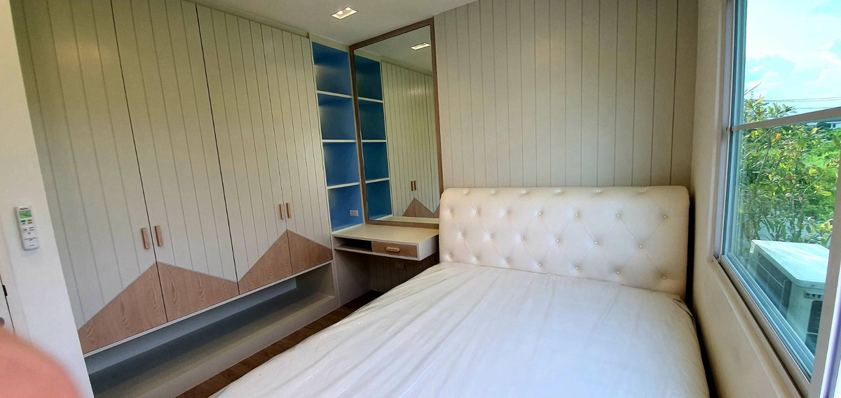 ขายทาวน์โฮมบางนา แบริ่ง ลาซาล : Indy 4 Bangna Km.7 หลังมุม เฟส 1 ตกแต่งสวย พร้อมอยู่อาศัย