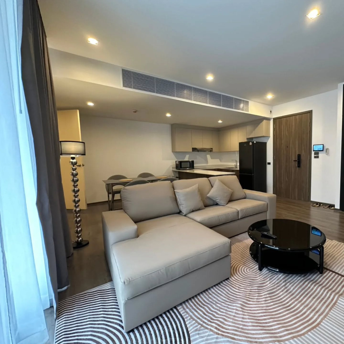 Rent NARES PRIVATE RESIDENCES | 2 bedrooms 100 sq m | Private elevator! In the heart of Silom-Surawong | Near MRT Samyan | 65,000/month Loading...