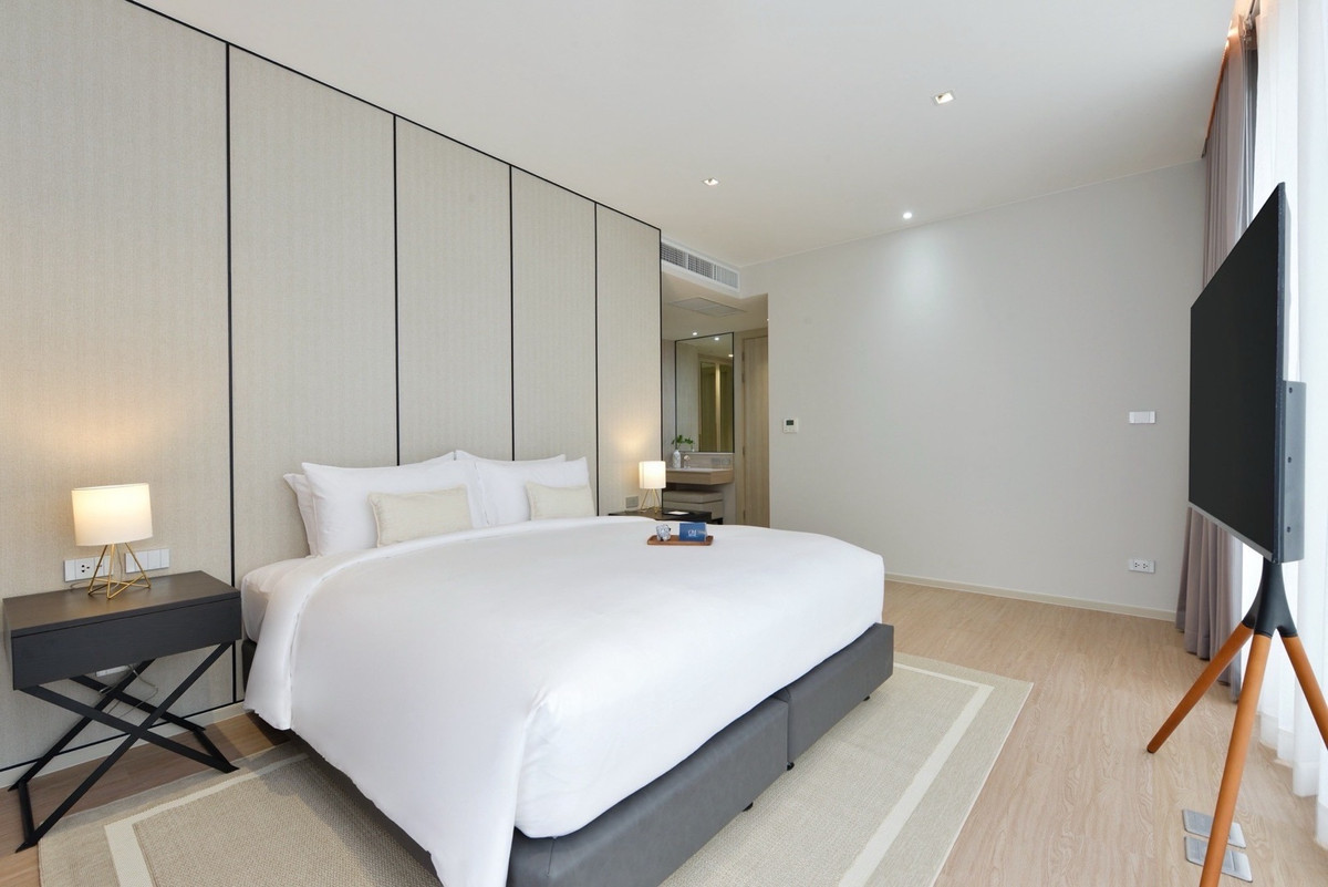 For RentSukhumvit, Asoke, Thonglor : 📢👇Brand-new pet-friendly residence in the heart of Emdistrict — ideal for families and pet lovers. Contact us for details on the exclusive special offer 