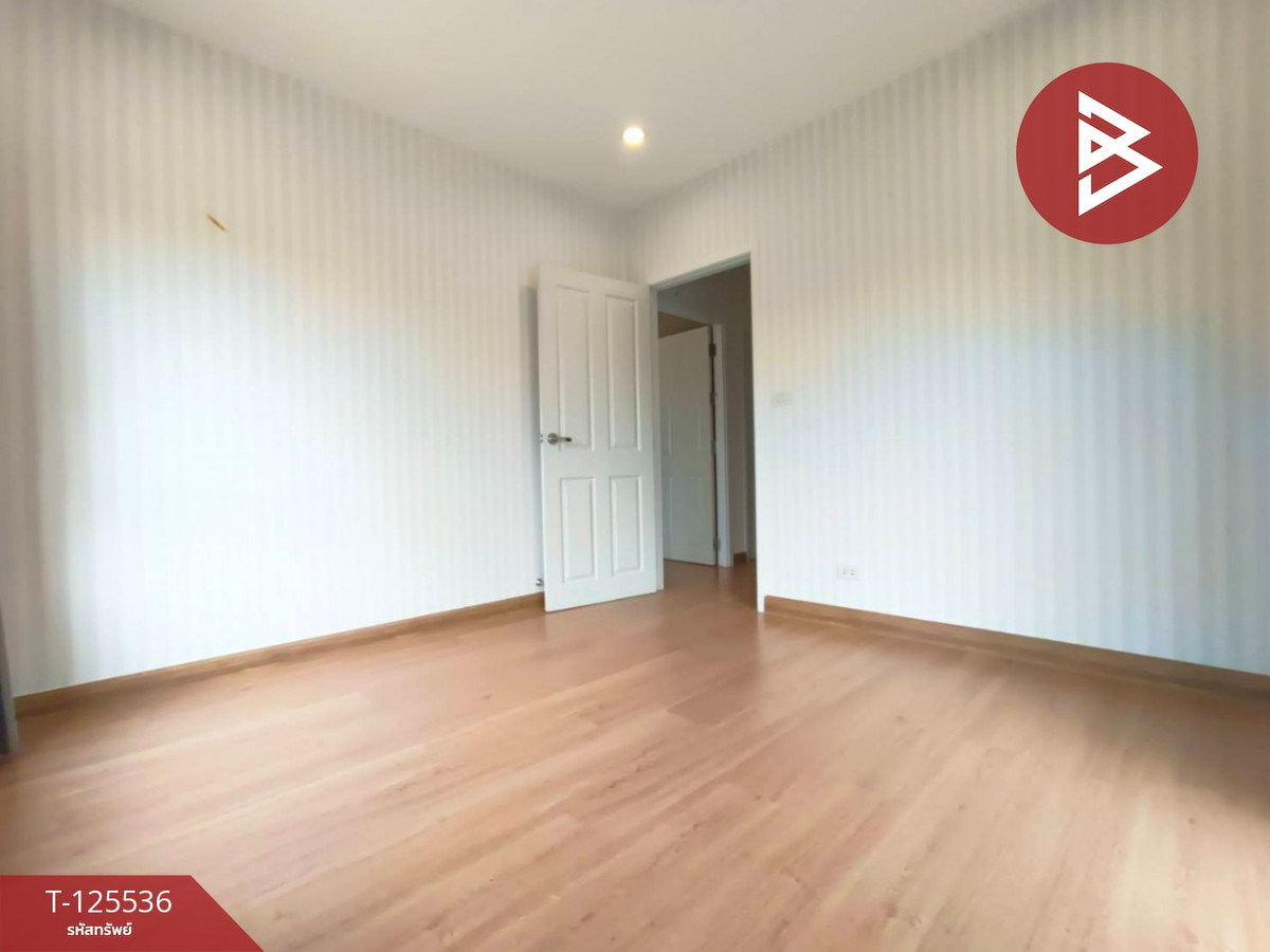 ขายบ้านแฝด หมู่บ้านเดอะแพลนท์ กิ่งแก้ว-เทพารักษ์ (The Plant Kingkaew-Theparak) สมุทรปราการ Loading...