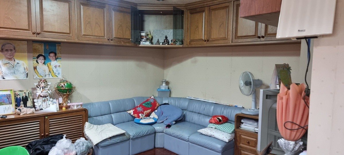 ขายคอนโดทำเลดีติด BTS ห้องใหญ่ 65 ตรม. โครงการ พญาไท พลาซ่า (S5156) Loading...