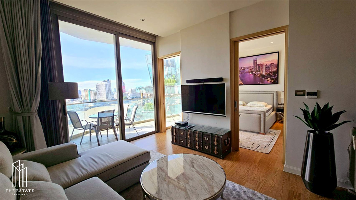 For RentCondoWongwianyai, Charoennakor : For rent Magnolias Waterfront Residences, a room with a beautiful view along the Chao Phraya River, next to Icon Siam, seeing the water, city, and gardens in one corner. Live a luxurious life in the heart of Bangkok @75,000 Baht