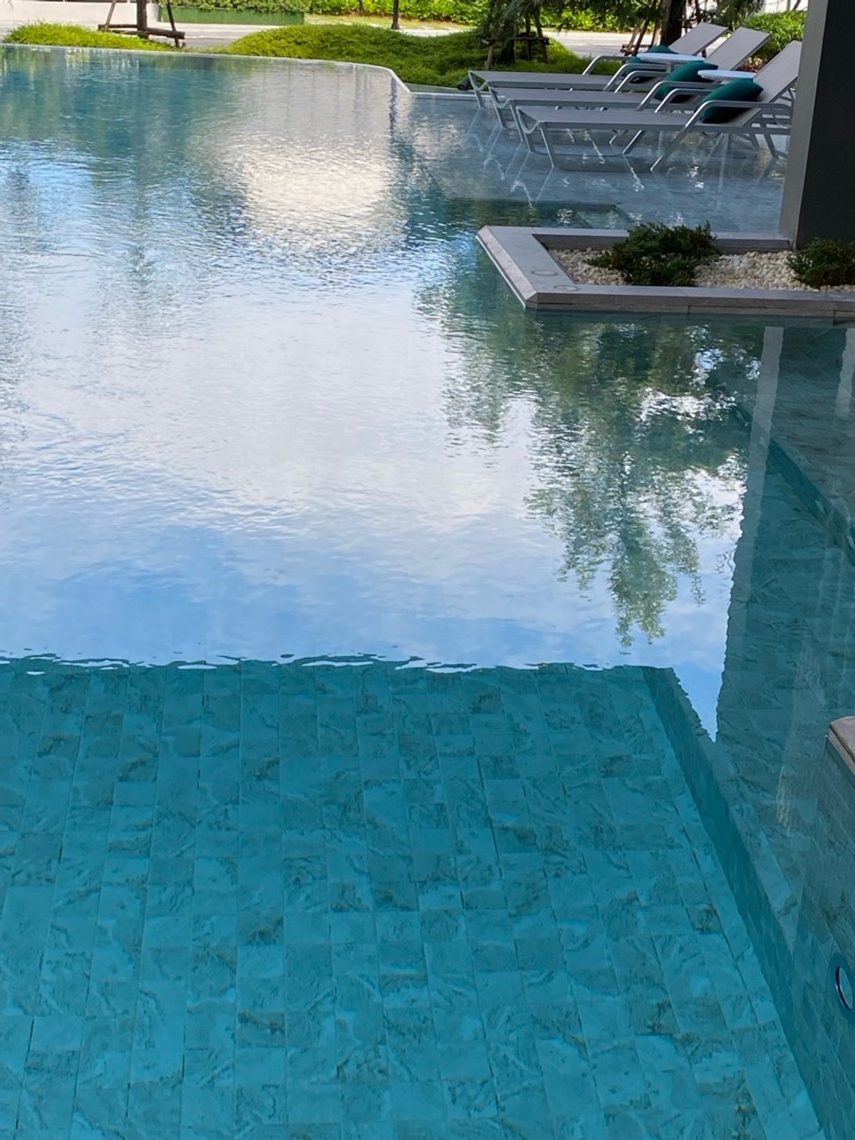 ขายบ้านสุขุมวิท อโศก ทองหล่อ : ขายด่วน! บ้านเดี่ยวหรูมีระดับ ใก้ลทางขึ้นทางด่วน ใกล้สถานีรถไฟฟ้า สุขุมวิท-แยกบางนา การเดินทางสะดวก