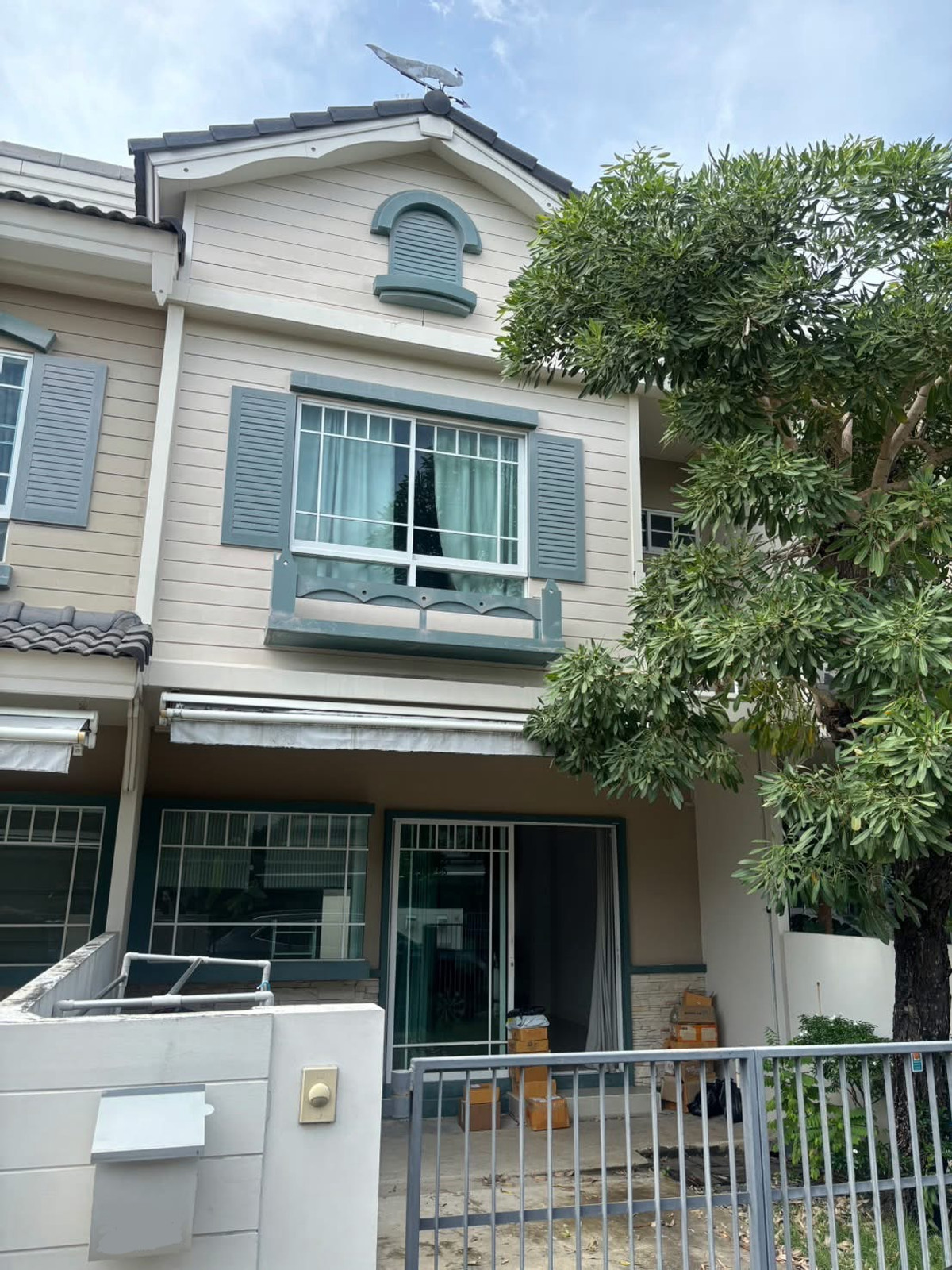 ขายทาวน์โฮมสมุทรปราการ สำโรง : ทาวน์โฮม อินดี้ บางนา กม.7 / 2 ห้องนอน (ขายพร้อมผู้เช่า), Indy Bangna Km.7 / Townhome 2 Bedrooms (SALE WITH TENANT) MICK041