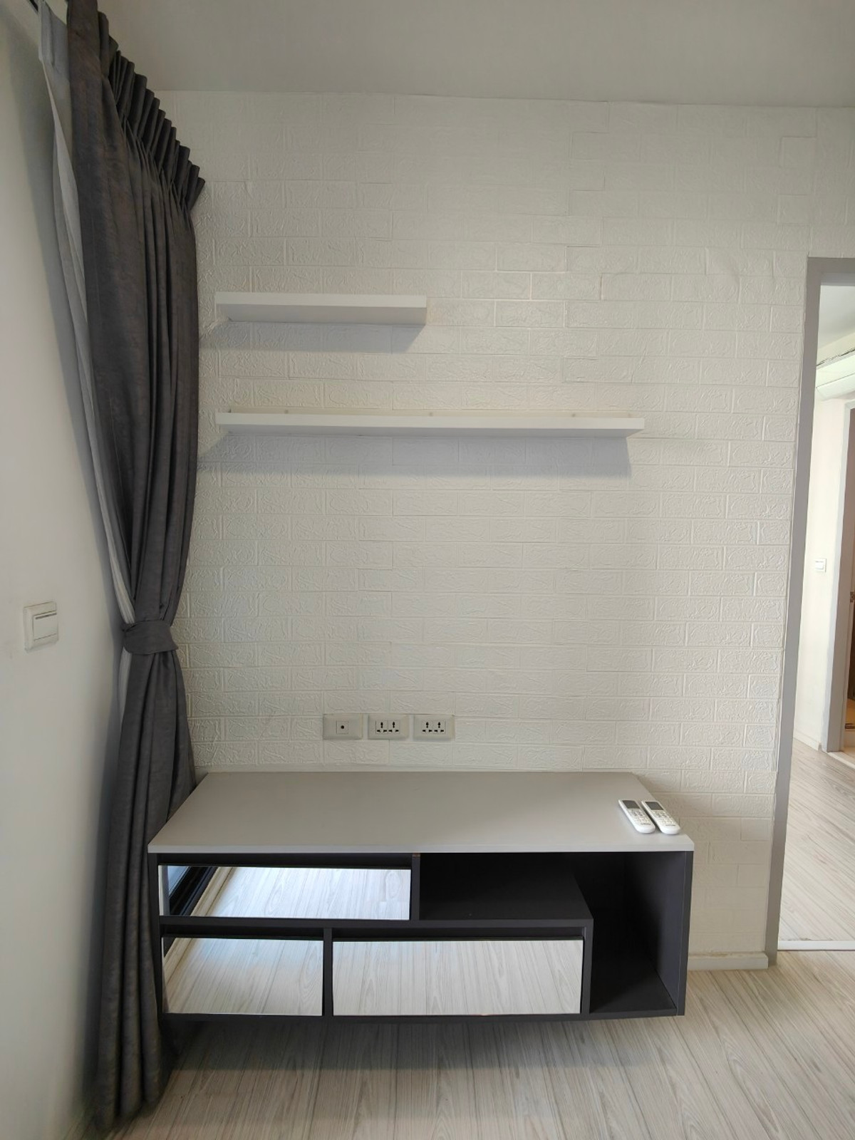 ðĨ āļāļēāļĒ ðĨ āļĄāļēāļĒ āļŠāļāļāļĢāļĩāđ āļĨāļēāļāļāļĢāđāļēāļ§ 71 - My Story Ladprao 71 / 1 āļŦāđāļāļāļāļāļ AON006 Loading...