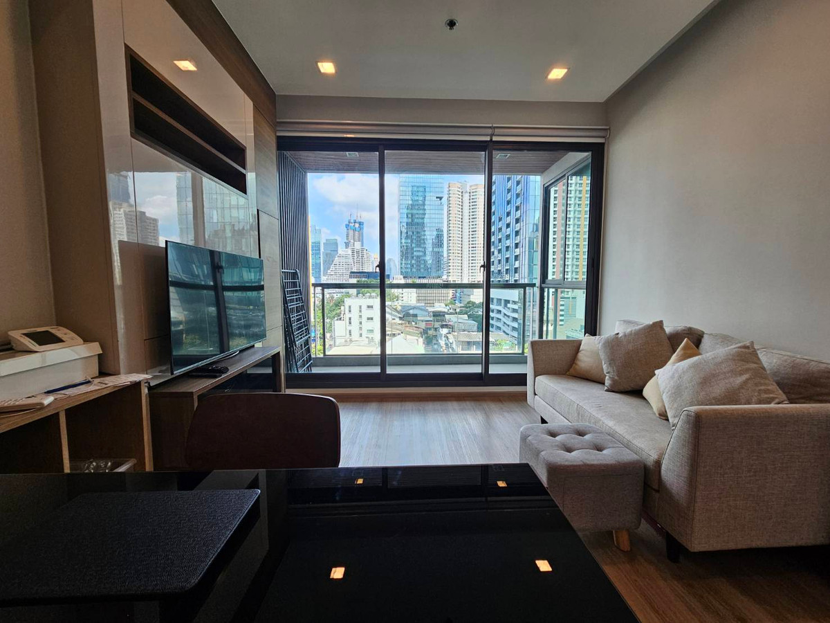 ให้เช่าคอนโดสาทร นราธิวาส : Exclusive 2-Bedroom Condo in Prime Sathorn Address Sathorn