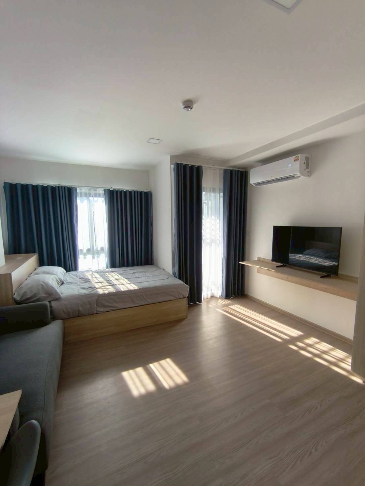 📍 Prime location near more than 700 factories, ensuring continuous rental demand all year 💰 📞 093-1681685 / 061-6161426 💚 LINE: @wsrcondo Loading...