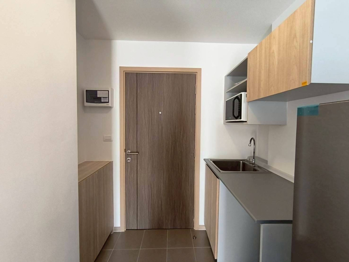 🏙 New condo ready to move in In the heart of the Eastern Economic Corridor (EEC Zone) 📞 093-1681685 / 061-6161426 💚 LINE: @wsrcondo Loading...