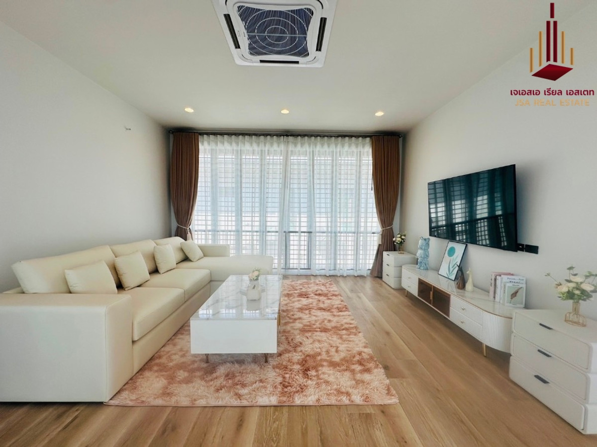 For RentHousePattanakan, Srinakarin : ✨ For Rent: Burasiri Krungthepkreetha ✨ 💰 Only 229,000 THB/month