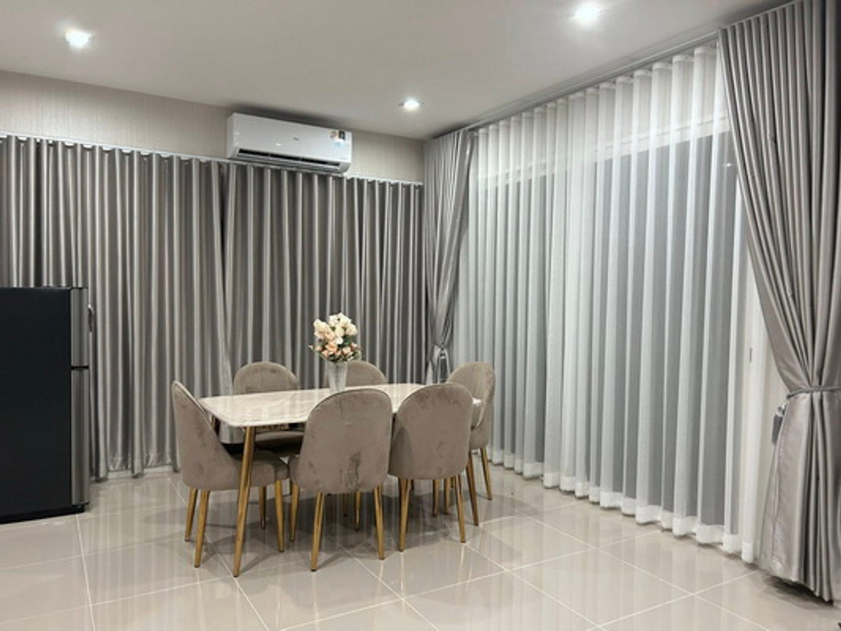 FOR RENT GRANDIO PETCHKASEM 81 / 4 bedrooms 3 bathrooms / 50 Sqw. 189 Sqm. **60,000** CLOSE TO THE MALL BANGKAE Loading...