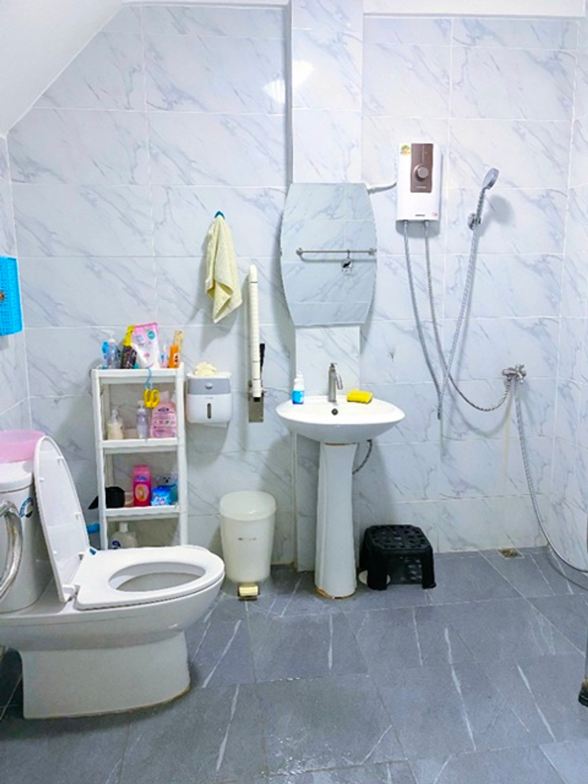 ประตูน้ำ BTSพญาไท ราชเทวี เพียง 598ม. ถนนเพชรบุรี ซอย 1-15 Airbnb อาคารพาณิชย์ 4 ชั้น 300 ตร.ม. 16 ตร.ว. 3-4 ห้องนอน สยามพารากอน Loading...