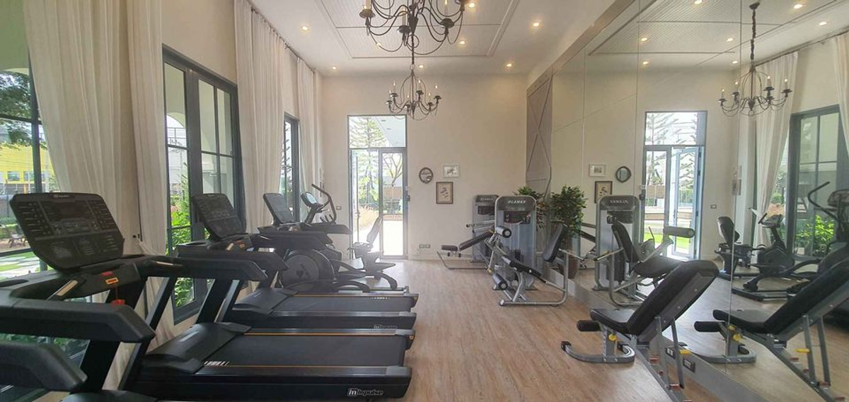 ขายทาวน์โฮมบางนา แบริ่ง ลาซาล : Indy 4 Bangna Km.7 หลังมุม เฟส 1 ตกแต่งสวย พร้อมอยู่อาศัย