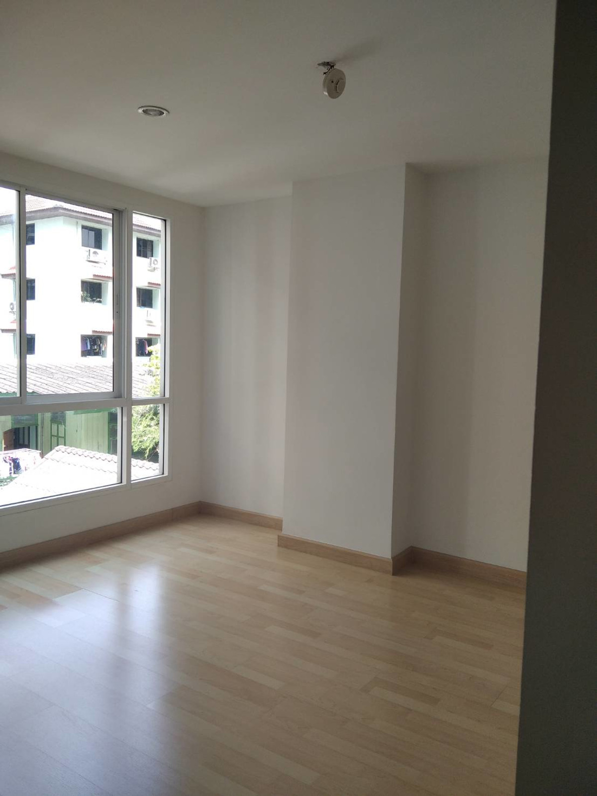 ðĨ āļāļēāļĒ ðĨ āļĨāļĩāđāļ§ āļĨāļēāļāļāļĢāđāļēāļ§ 18 - Levo Ladprao 18 / 1 āļŦāđāļāļāļāļāļ AON017 Loading...