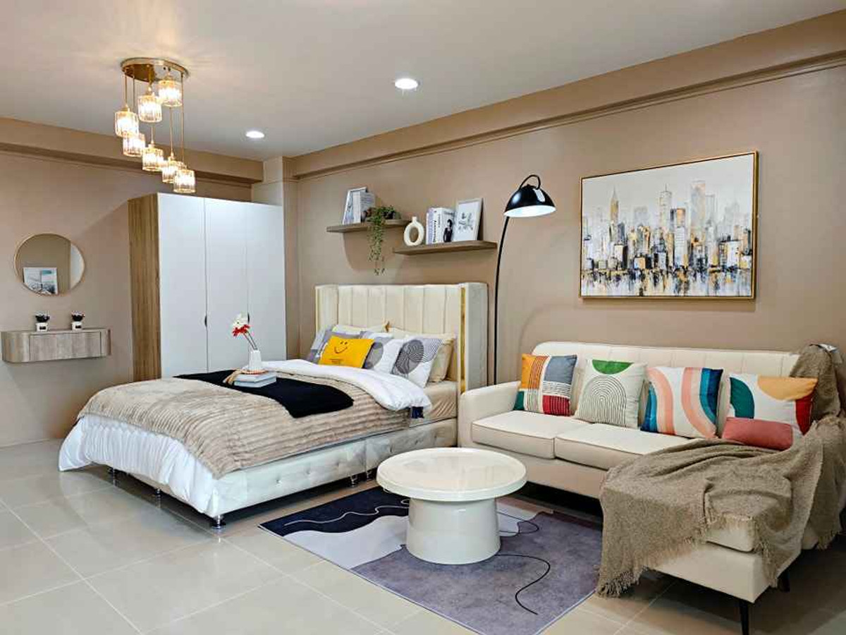 For SaleCondoNawamin, Ramindra : Keerasap Condo, new room, newly renovated, condo near the Pink Line 🚝 Installments starting at 4,xxx 🔆 One unit, beautifully decorated like no other 🎉 Ready to move in