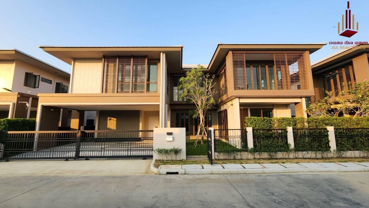 ขายบ้านพัฒนาการ ศรีนครินทร์ : ✨ For Sale:  Burasiri Krungthepkreetha ✨  💰 Only 33,900,000 THB
