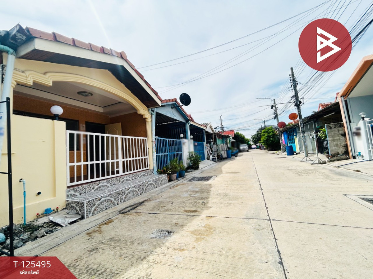Townhouse for sale, PK 9 Village, Pracha Samakkhi, Phra Samut Chedi, Samut Prakan. Loading...