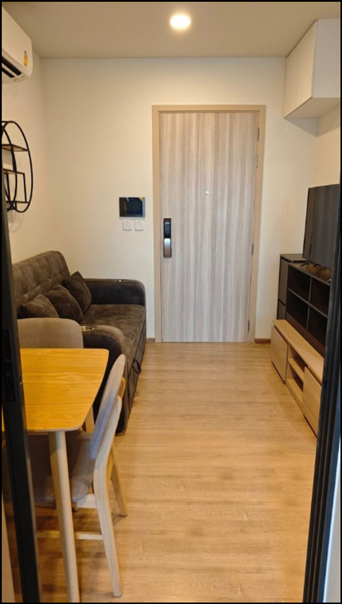 For SaleCondoKasetsart, Ratchayothin : Newly renovated condo for sale, ready to move in, Chewathai Kaset-Nawamin Project (AM2013)