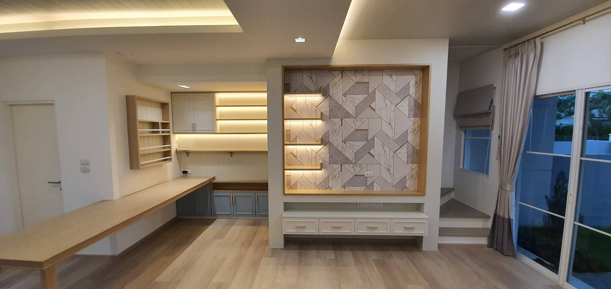 ขายทาวน์โฮมบางนา แบริ่ง ลาซาล : Indy 4 Bangna Km.7 หลังมุม เฟส 1 ตกแต่งสวย พร้อมอยู่อาศัย