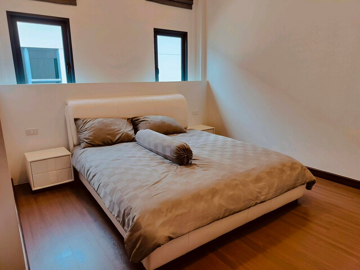 ให้เช่าบ้านบางนา แบริ่ง ลาซาล : ให้เช่าด่วน บ้านใหม่ เดอะ ซิตี้ บางนา Tel 083-966-3665