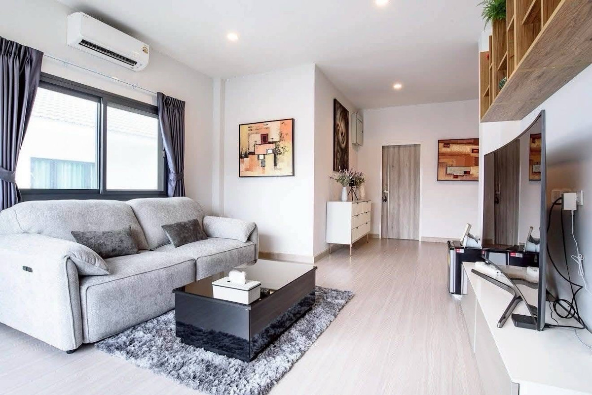 For SaleHousePattaya, Bangsaen, Chonburi : Two-storey detached house for sale, Supalai Parkville Pattaya project, size 59.80 sq m, area 206.00 sq m, 4 bedrooms, 4 bathrooms, price 10,500,000 baht.