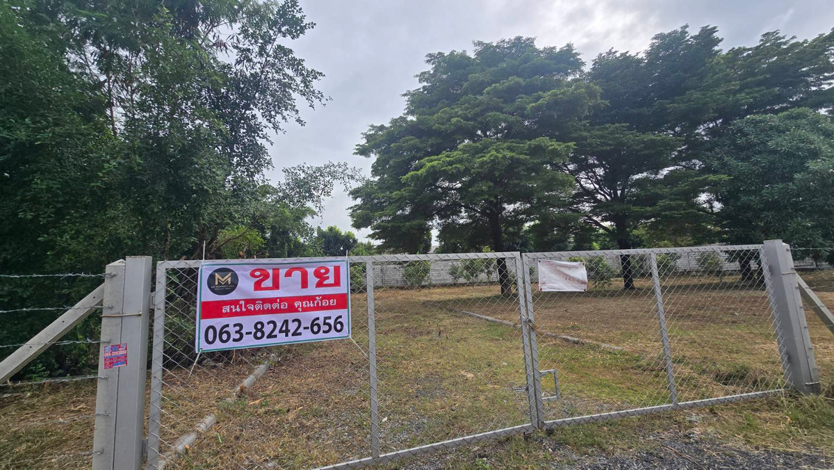 ขายที่ดินนวมินทร์ รามอินทรา : ขายที่ดินถมแล้ว แปลงใหญ่ ทำเลดี ซอยพระยาสุเรนทร์ 21 แยก 3 – คลองสามวา ติดหมู่บ้าน เดอะเซนโทร รามอินทรา109 เนื้อที่ 514 ตารางวา ถมเรียบร้อยแล้ว หน้ากว้าง 48 เมตร ลึก 42 เมตร