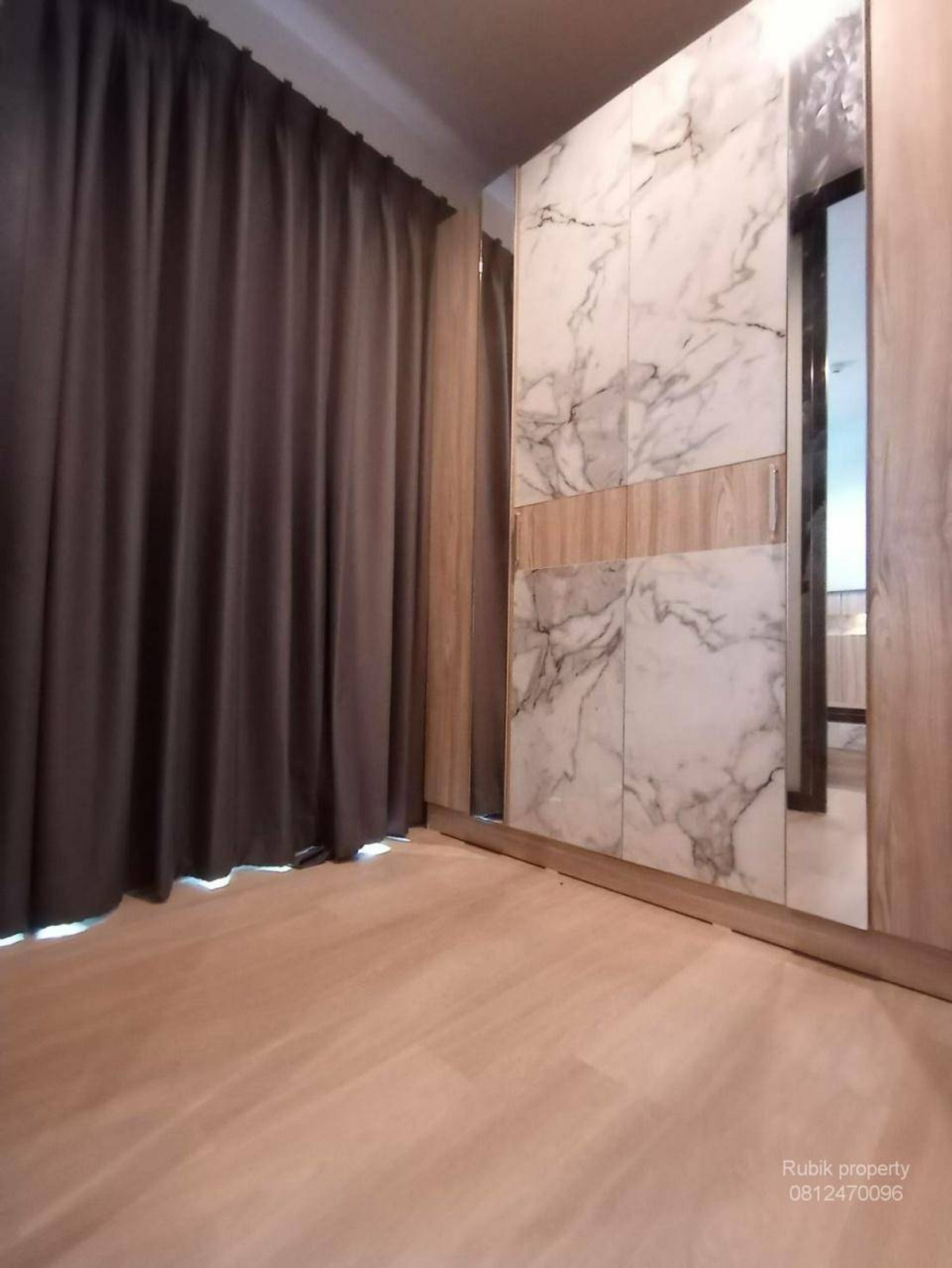 For SaleCondoWitthayu, Chidlom, Langsuan, Ploenchit : (RB1367) Life One Wireless — High Floor Unit ✨Luxury condo in the heart of Ploenchit, Prime CBD location, convenient travel, near BTS Ploenchit 🚆
