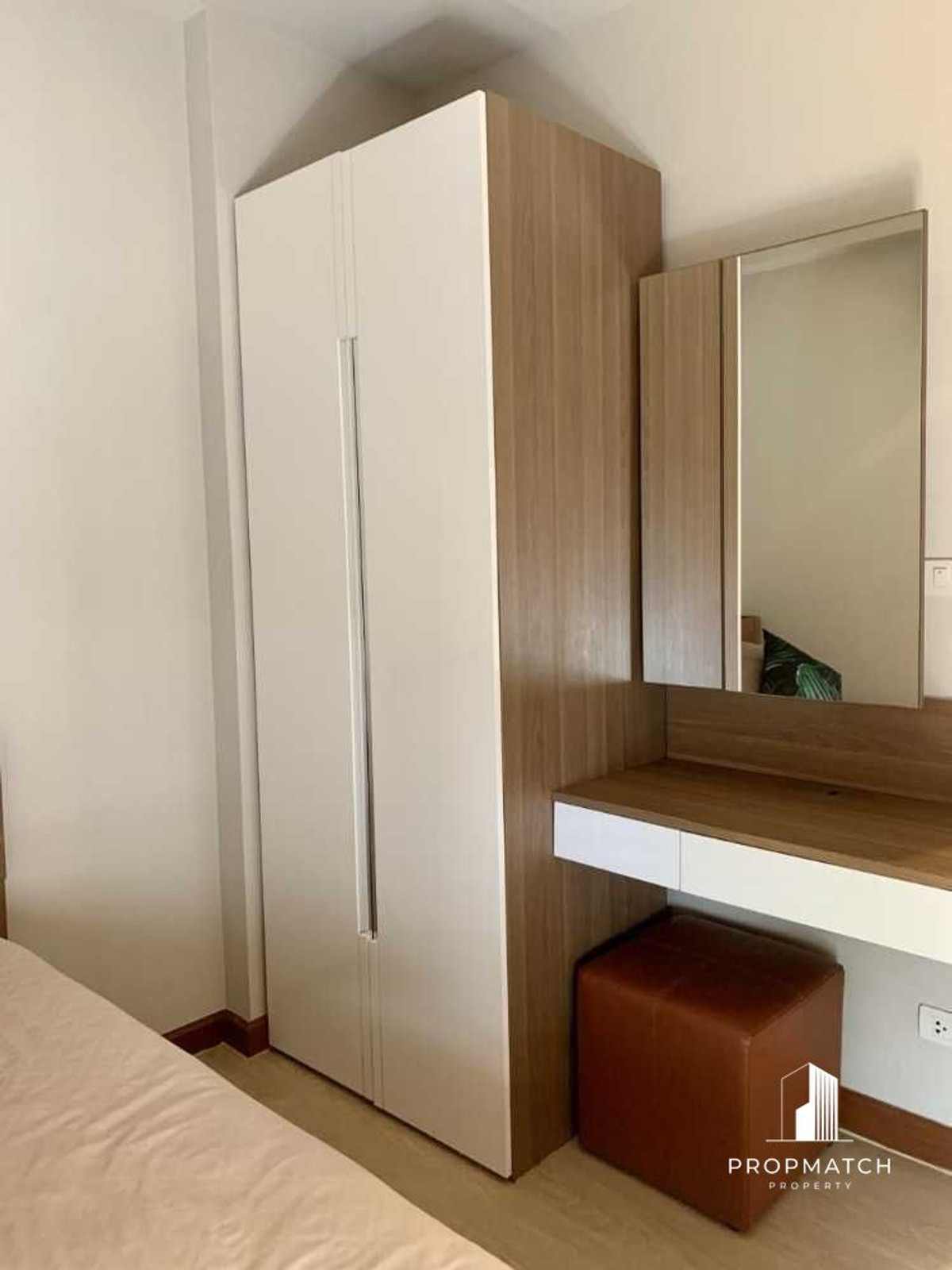 ✨Flash Deal ✨ Le Cote Thonglor 8( 2Bed 2Bath 51SQM.) ready to move in! Only 6,900,000 baht Tel.0981315848 @propmatch Loading...