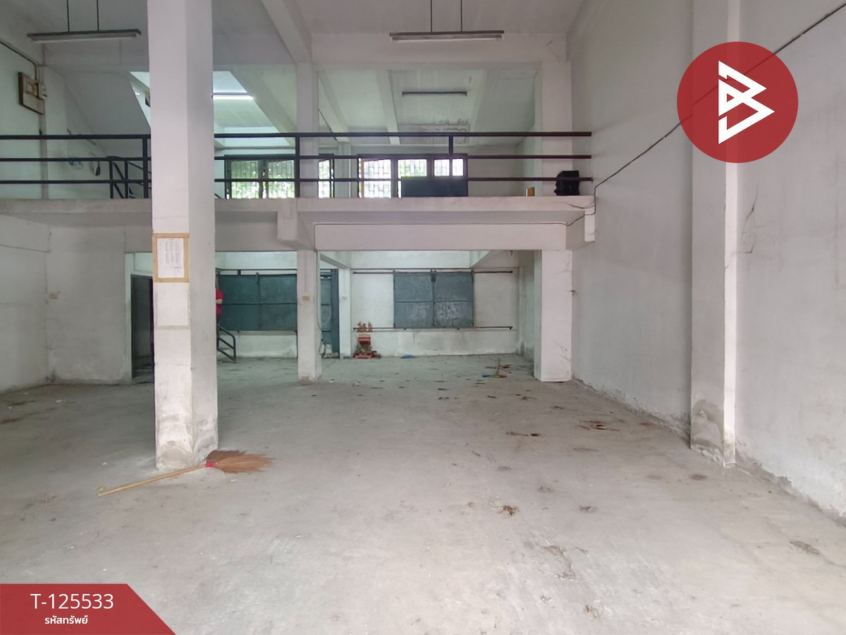 ขายอาคารพาณิชย์ 2 คูหา เนื้อที่ 30.3 ตร.วา คลัง นครศรีธรรมราช Loading...