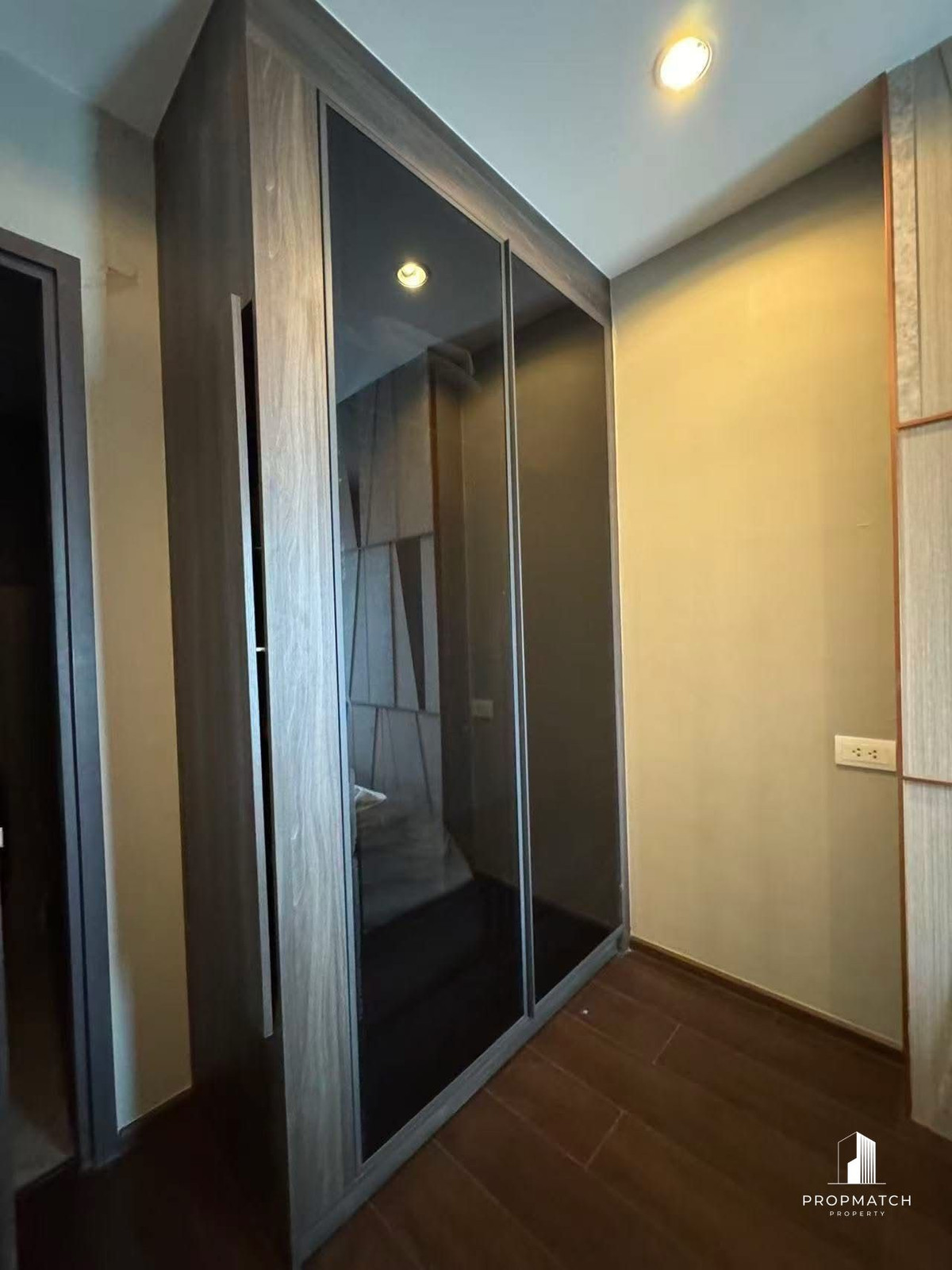 ✨Flash Deal ✨ C Ekkamai( 1Bed 1Bath 31SQM.) Ready to move in! Only 3,200,000 baht Tel.0981315848 @propmatch Loading...