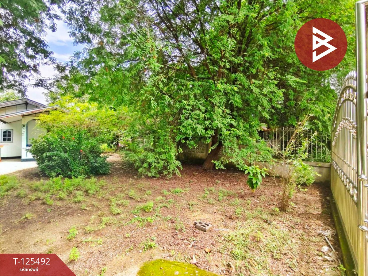 Single-storey detached house for sale, area 200 square meters, Ban Pong, Ratchaburi, next to Suan Kluai Road. Loading...