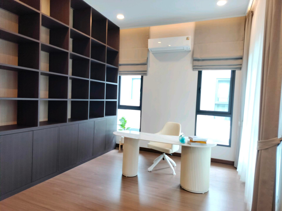 ให้เช่าบ้านบางนา แบริ่ง ลาซาล : ให้เช่าด่วน บ้านใหม่ เดอะ ซิตี้ บางนา Tel 083-966-3665