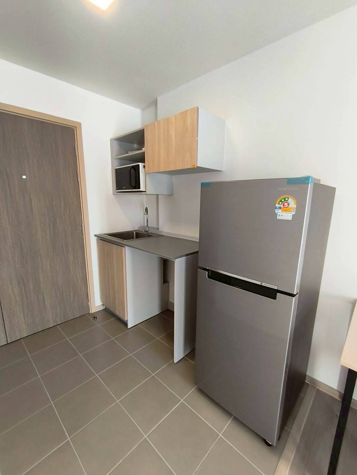 🏙 New condo ready to move in In the heart of the Eastern Economic Corridor (EEC Zone) 📞 093-1681685 / 061-6161426 💚 LINE: @wsrcondo Loading...