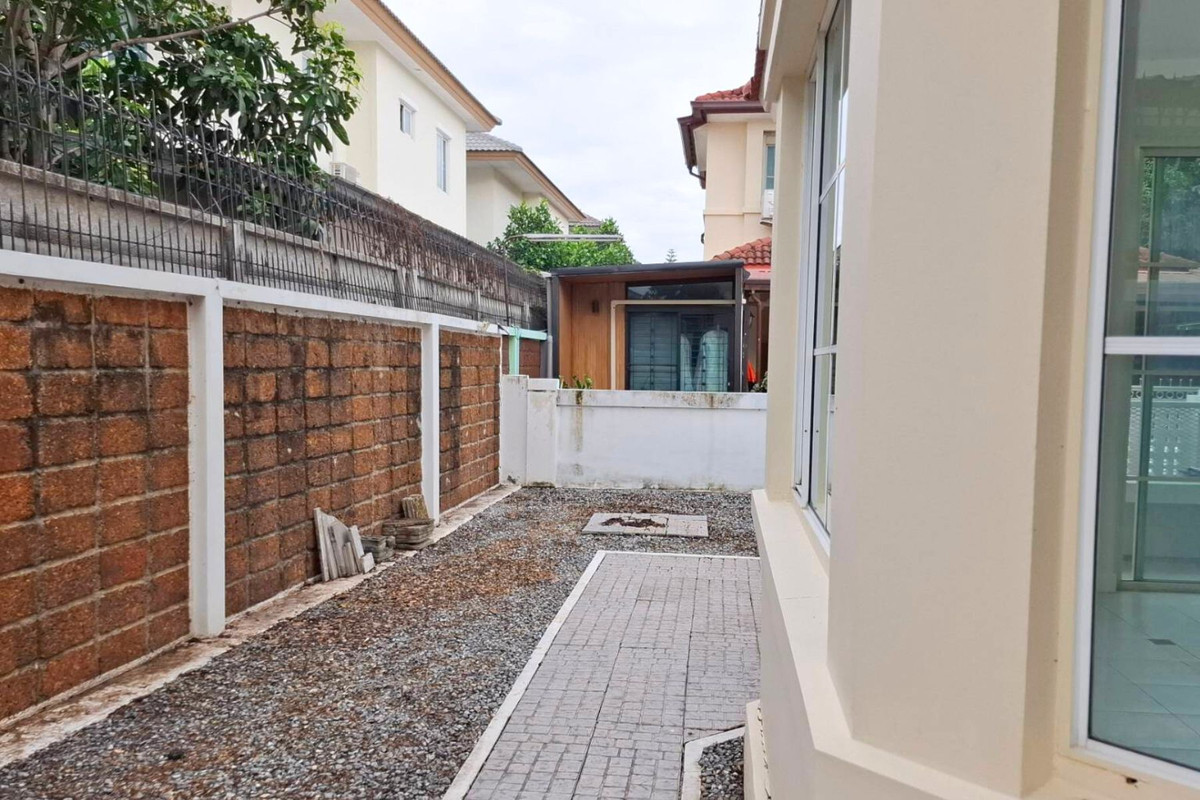 For SaleHousePathum Thani,Rangsit, Thammasat : Single detached house on the corner of Chaiyaphruek 2 - next to Road 345, Bang Khu Wat, good location, convenient travel, connecting to Kanchanaphisek Road, Ratchaphruek Road, Kanlapapruek Road, expressway connecting Chaengwattana Road.