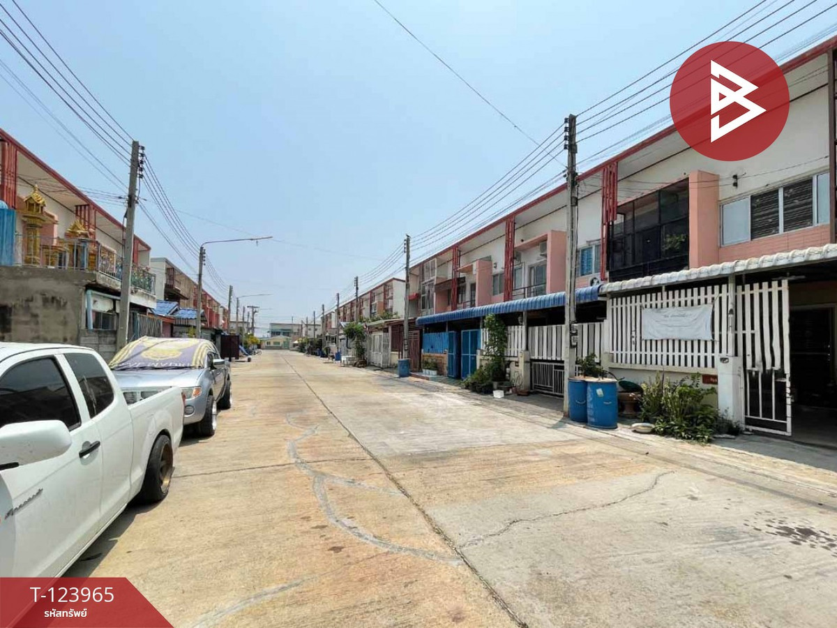 ขายทาวน์เฮ้าส์ หมู่บ้านสิวารัตน์ 4 สามพราน นครปฐม Loading...