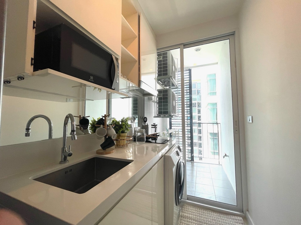 ขายคอนโดอ่อนนุช อุดมสุข : 🔥ขายด่วน🔥เดอะ สกาย สุขุมวิท ห้องแต่งสวย เฟอร์นิเจอร์ครบพร้อมเข้าอยู่ ใกล้รถไฟฟ้า BTS อุดมสุข