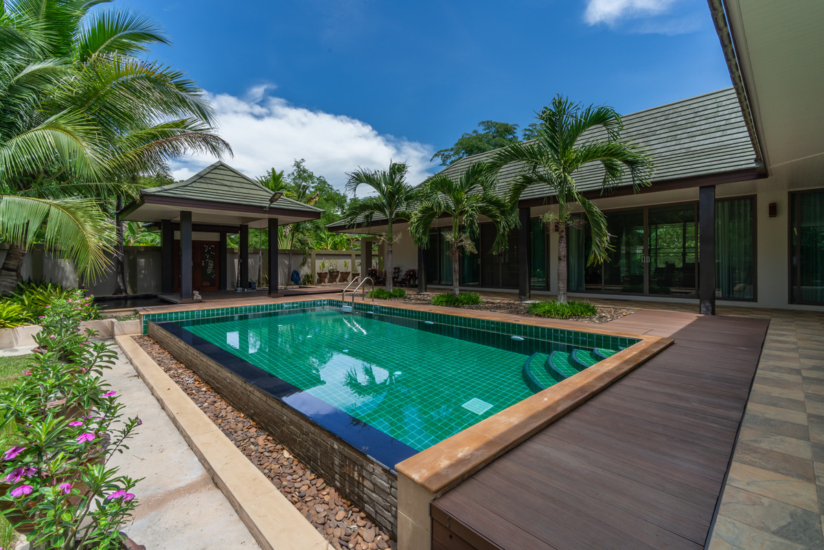 ขายบ้านเลย : ขายบ้านชั้นเดียวสไตล์บาหลี–โมเดิร์น ใจกลางเมืองเชียงคาน ใกล้ถนนคนเดินและแม่น้ำโขงเพียง 1 กม. พร้อมสระว่ายน้ำระบบน้ำแร่ส่วนตัว ราคา 16 ล้านบาท