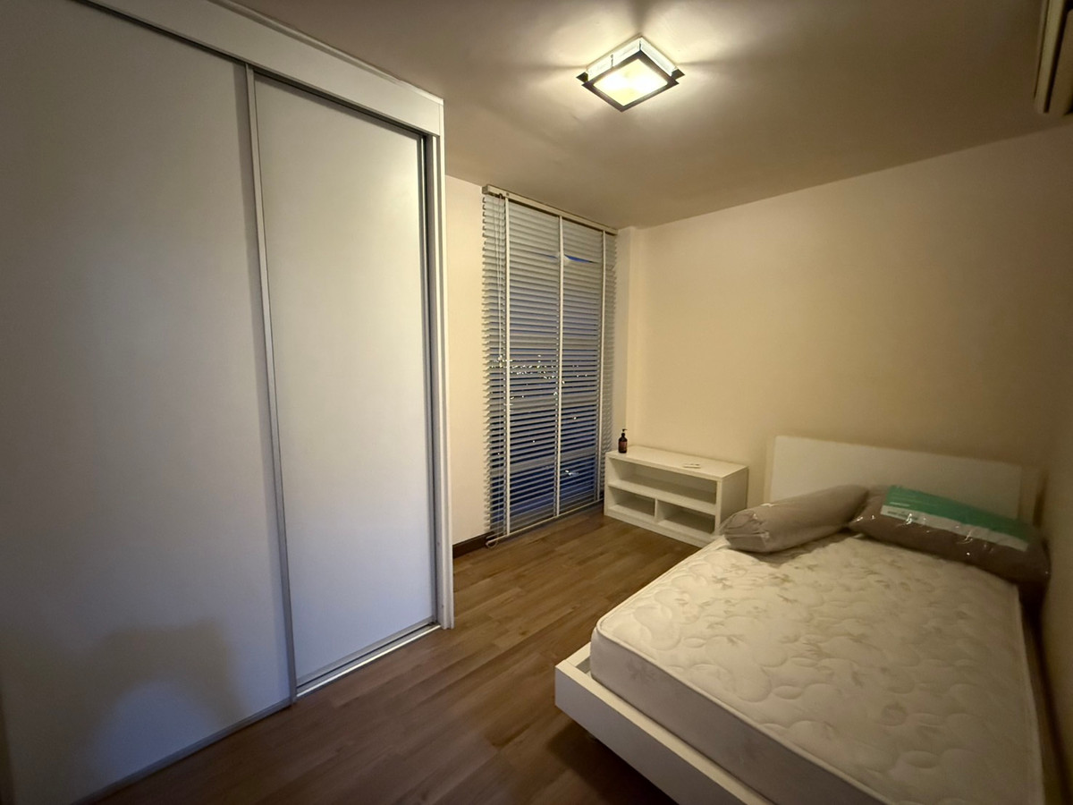 T3230568 Condo for rent, Lakeview Geneva 3 Condominium, size 105 sq m, 30th floor. Loading...