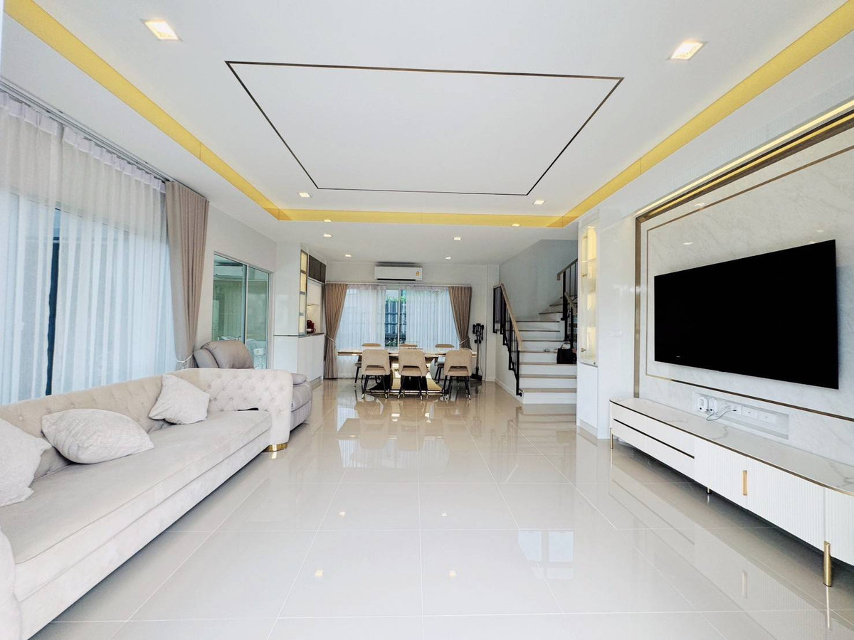 ให้เช่าบ้านปทุมธานี รังสิต ธรรมศาสตร์ : หมู่บ้าน ลัดดารมย์ ติวานนท์ บ้านใหม่, เมืองปทุมธานี